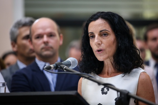 Ministra dice que su modelo económico ubica a Uruguay en "una senda de desarrollo sostenible" - MarketData