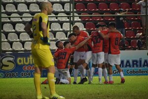 Versus / El 2 de Mayo consigue un sufrido pero necesario triunfo ante San Lorenzo