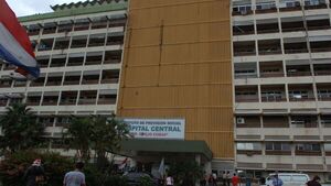 Denuncian extraño abandono de equipos en hospital central de IPS