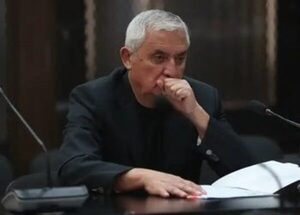 Expresidente de Guatemala se declara culpable anticipándose a cambios en lucha contra la corrupción