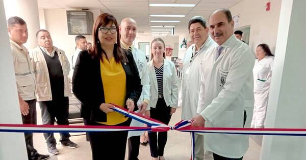 La Nación / Inauguran salas de espera de la torre de consultorios
