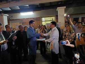 Director del Hospital de Calle'i pidió a sus colegas escuchar al paciente que busca respuesta (video) » San Lorenzo PY