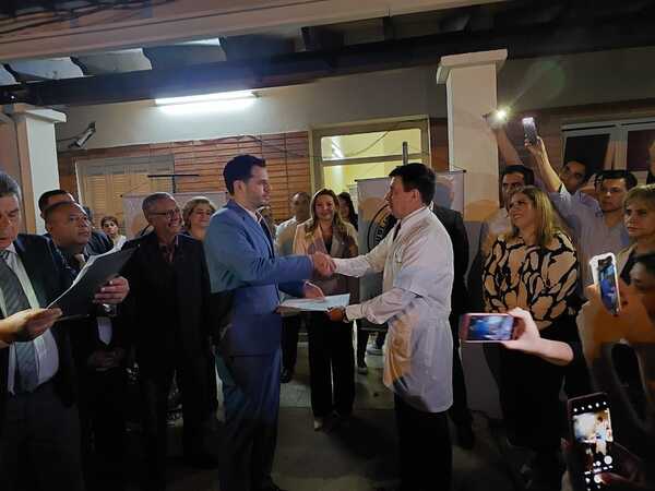 Director del Hospital de Calle'i pidió a sus colegas escuchar al paciente que busca respuesta (video) » San Lorenzo PY