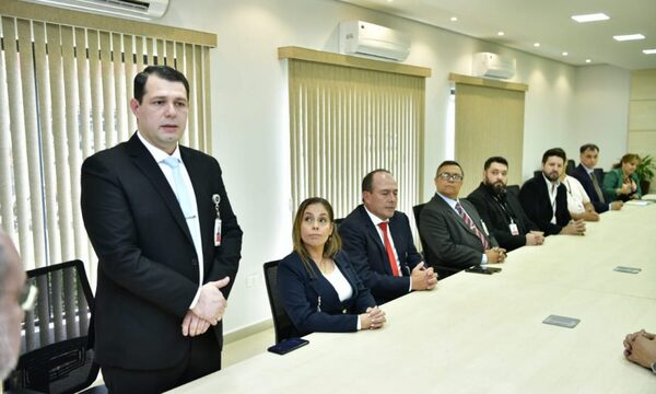 El Dr. Carlos Mercado asume como Director Ejecutivo del Parque Tecnológico Itaipú – PY – Diario TNPRESS