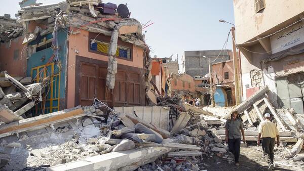 Cantidad de fallecidos por terremoto en Marruecos sobrepasa los 1000