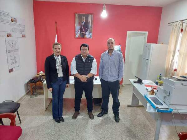 PRESENTAN PROYECTO DE INNOVACIÓN SOCIAL TA’ARÕ AL NUEVO DIRECTOR DEL CERESO