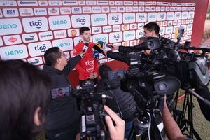 Mathías Villasanti: “El rendimiento ante Perú fue algo muy positivo” - trece
