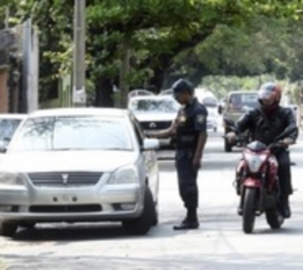 Más de 12.000 órdenes de captura pendientes en sistema de la Policía - Paraguay.com