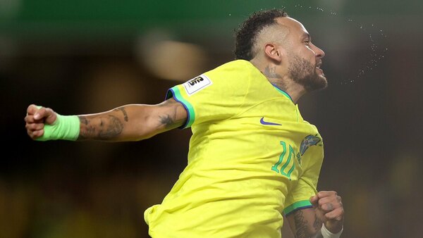 Versus / Con un Neymar histórico, Brasil recupera la memoria