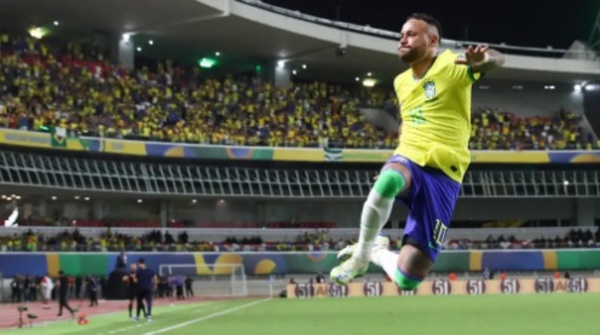 Neymar supera a Pelé y Brasil golea a Bolivia en las Eliminatorias