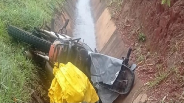 Motociclista es encontrado muerto en la vía pública en Alto Paraná - Noticias Paraguay