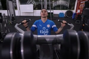 Miguel Almirón: Entrenó con normalidad y viajará a Venezuela - Selección Paraguaya - ABC Color