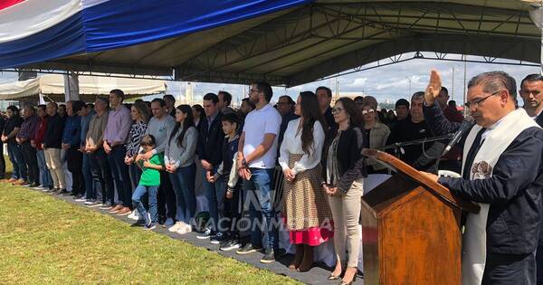 La Nación / El torneo “Goles por mi barrio” hace vibrar a más de 16.00 niños en Encarnación