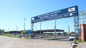 Analizan modificar requisitos para compra de productos en la frontera