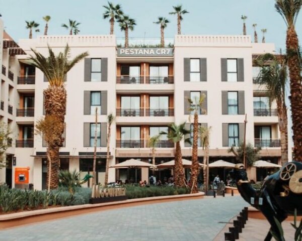 Versus / Hotel de Cristiano Ronaldo sirve como refugio para las víctimas del terremoto en Marruecos