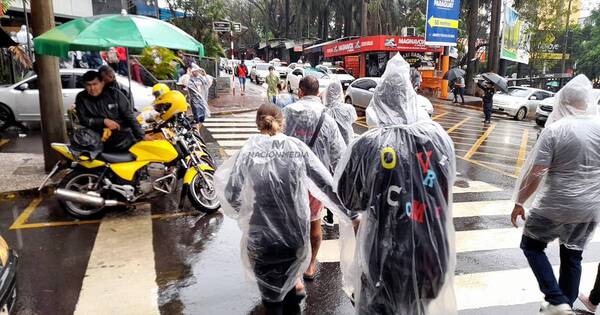 La Nación / El “feriadão” en Brasil incrementó flujo en el comercio del Este, a pesar de la lluvia