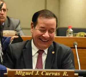 Defensa de Miguel Cuevas pide absolución y cuestiona a fiscal