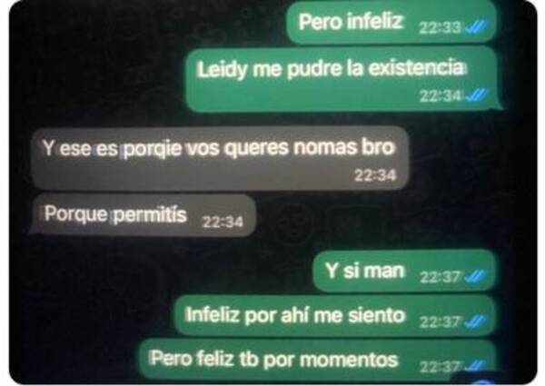 ¡Se pudrió todo! Pilló lo que dijo de ella su novio, a quien cuida, mima y cocina