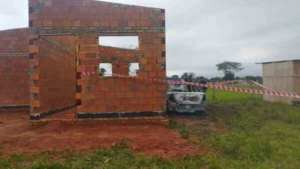 Hallan cuerpo calcinado en un vehículo en Capiatá