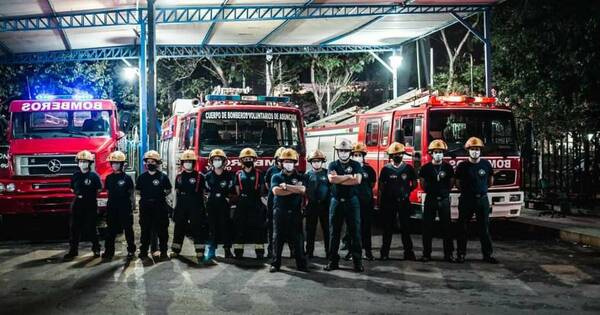 La Nación / Bomberos realizan “Tata Mbogueha” con comidas y shows para recaudar fondos