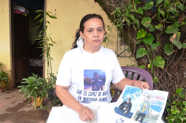 Madre de barrabrava asesinado clama justicia •