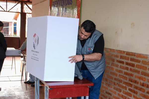 Hoy 13 distritos realizan sus elecciones municipales complementarias | 1000 Noticias