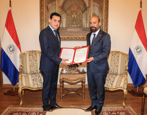 Canciller y embajador de EAU analizan agenda bilateral