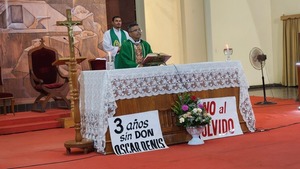 Diario HOY | Concepción: celebran emotivo acto religioso por los tres secuestrados