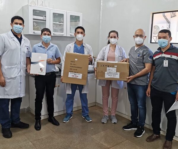 Articulación entre Salud y las instituciones formadoras privadas refuerza equipamiento de establecimientos - .::Agencia IP::.