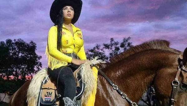 La modelo jinetera, a pesar de las promesas, no pudo recuperar su caballo