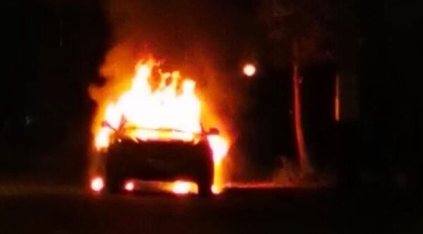 Denunciado por violento está desaparecido, hallan su auto y un cadáver incinerados - Noticiero Paraguay