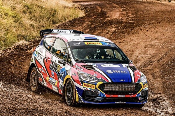 Diego Domínguez gana en Grecia y consigue el subcampeonato mundial en la categoría Junior de la WRC - Megacadena