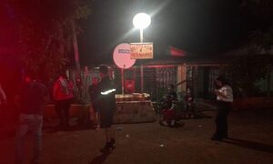 Roban despensa y golpean a septuagenario
