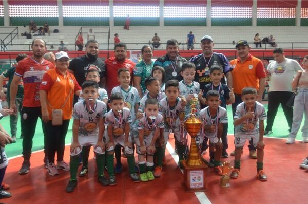 El futbol de salón vivió gran fiesta nacional de escuelas en el Bajo Chaco