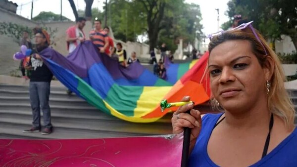 JUSTICIA BAJO LA LUPA Emmanuel o Mariana