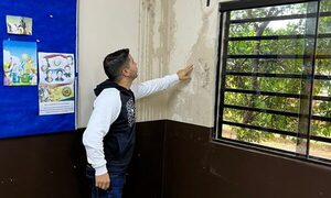 Reparación de escuela en Santa Ana costó G. 908 millones, hace agua por todos lados