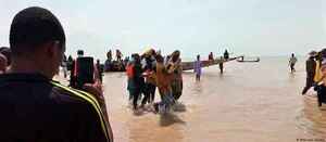 Al menos 26 muertos en un naufragio en Nigeria