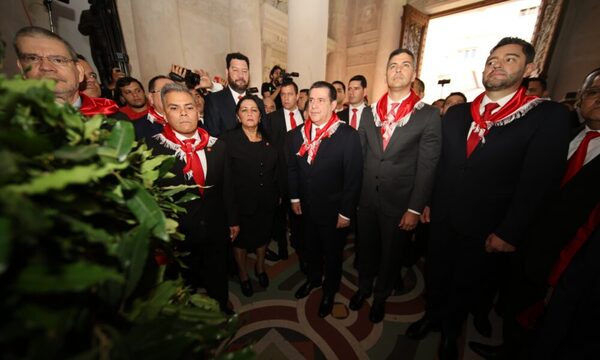 Se realizó acto por aniversario 136 del Partido Colorado