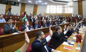 Comisión Bicameral recibe a varias autoridades este lunes