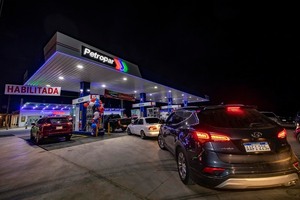 Petropar mantendrá sus precios, pese a suba en emblemas privados - trece