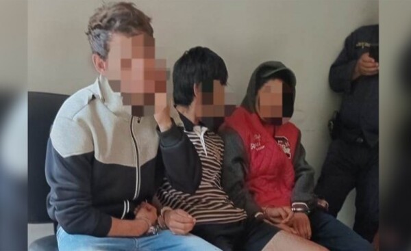 Detenidos por vecinos tras hurtar un televisor y un equipo de sonido
