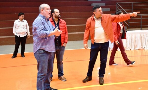 Acuerdan reactivar el Polideportivo Tacurú Pucú de Hernandarias