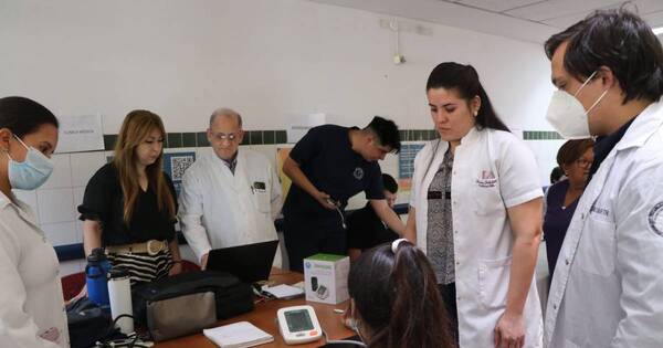 La Nación / Clínicas ofrece atención en varias especialidades a comunidad educativa de la UNA