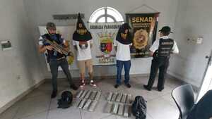 Detenidos jóvenes brasileños con bolsos cargados de drogas en el Puente de la Amistad