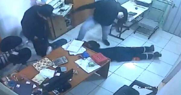 La Nación / Violento asalto en una estación de servicios