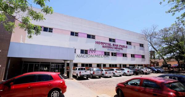 La Nación / Abandonan vehículo robado en el Hospital San Pablo