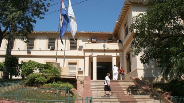 Supuesto gestor cae porque intentó visar documento falso en el Ministerio de Salud