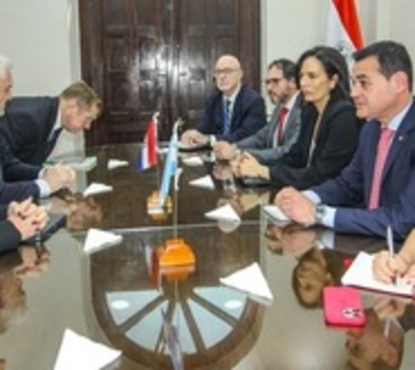 Paraguay pidió que peaje no se cobre mientras se negocie la Hidrovía - Paraguay.com