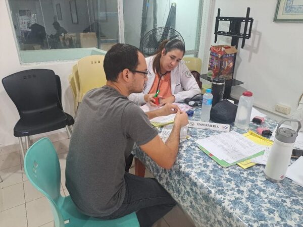 IPS: llevan atención médica a los asegurados en sus lugares de trabajo - El Independiente