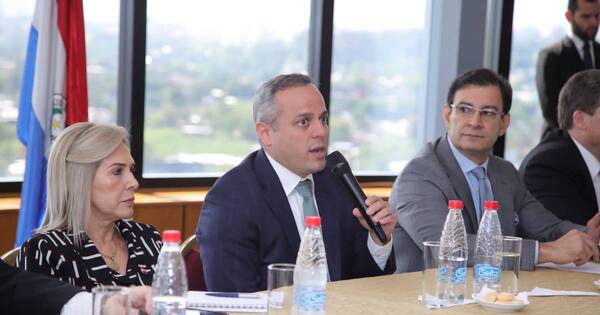 La Nación / IPS no registró facturas pendientes de pago con proveedores por G. 450.000 millones